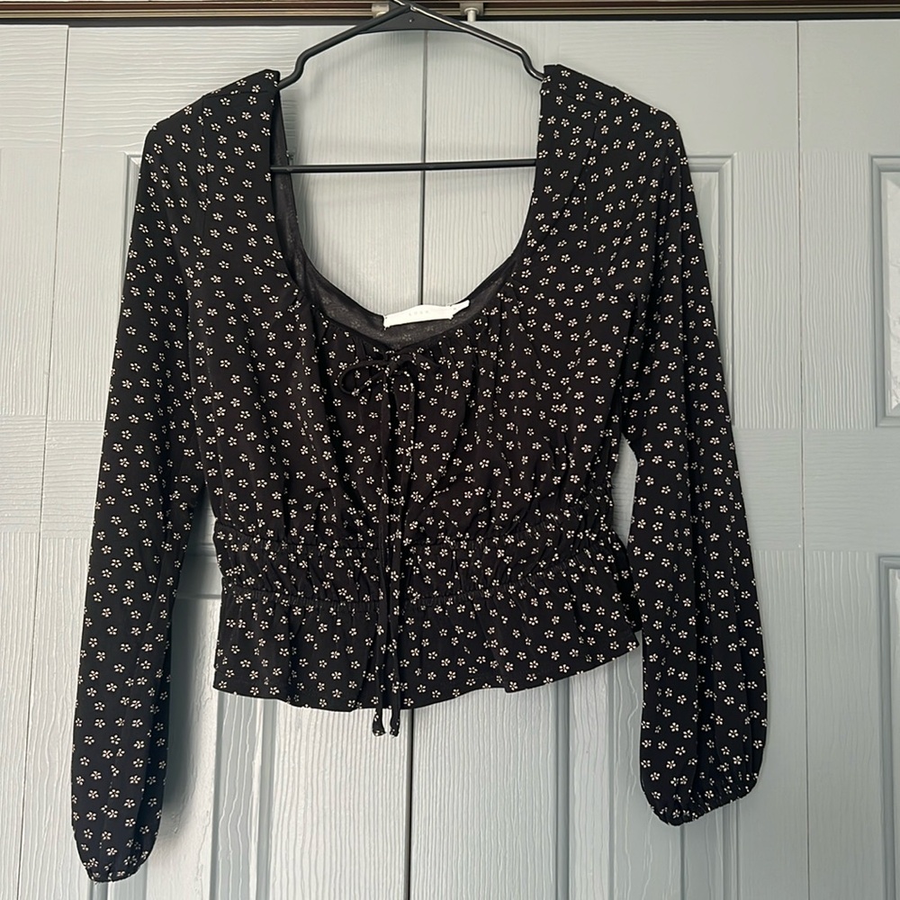 Black and white floral top